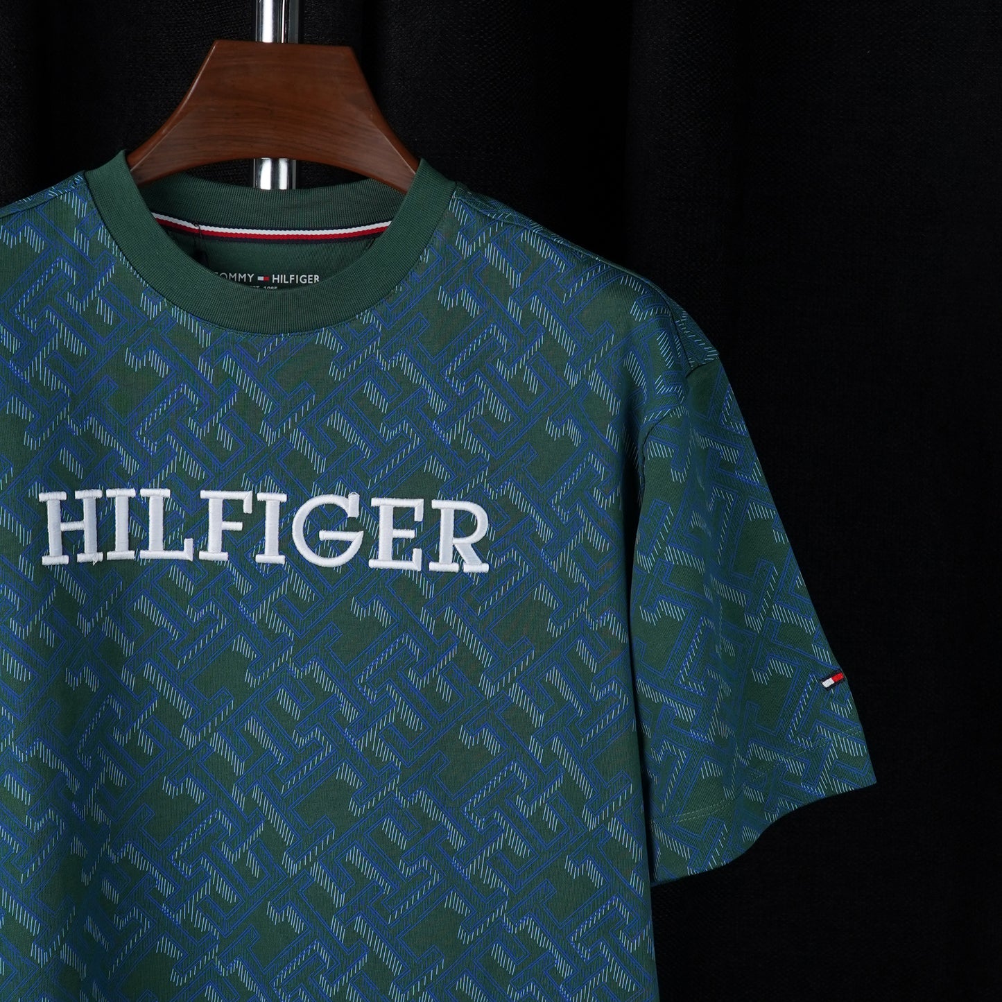 TOMMY HILFIGER