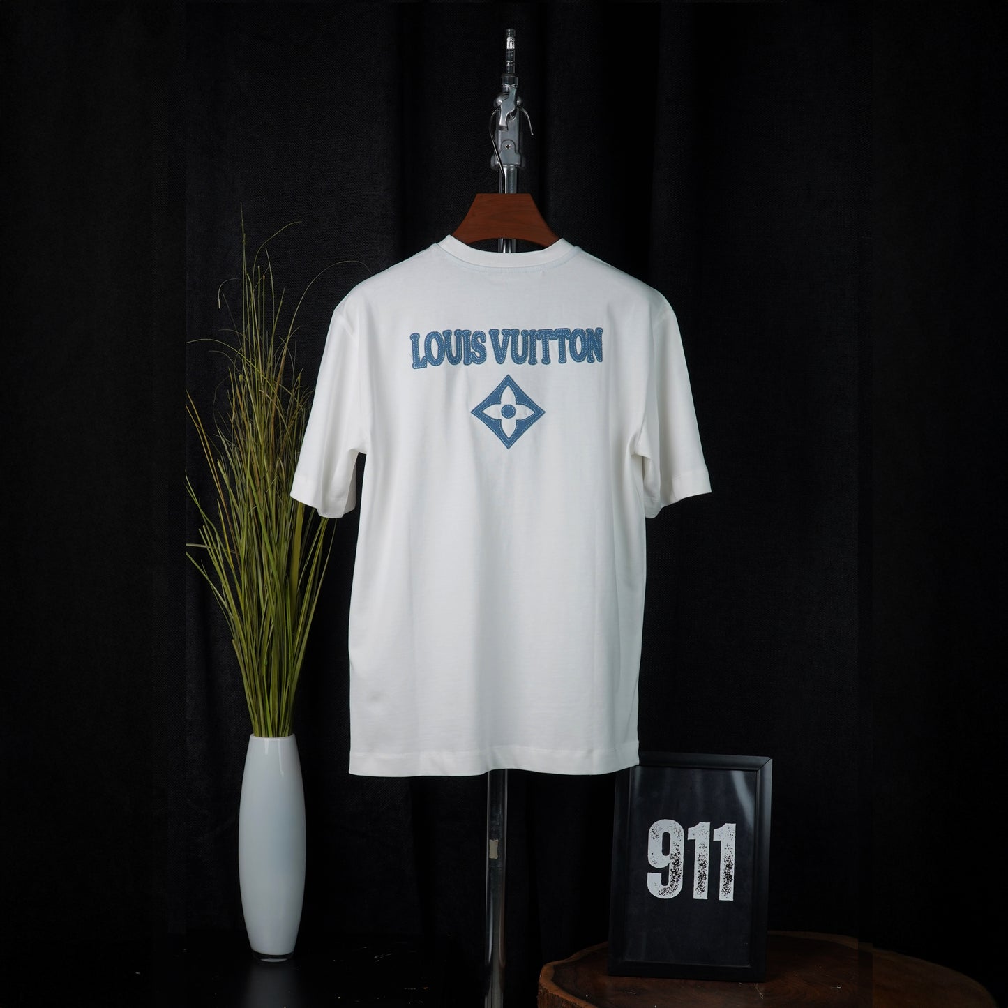 LOUIS VUTTION