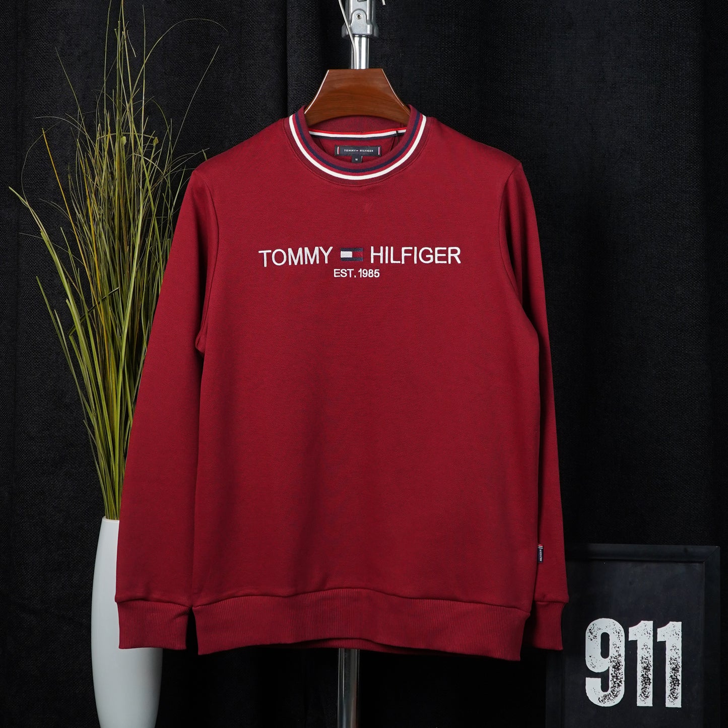 TOMMY HILFIGER