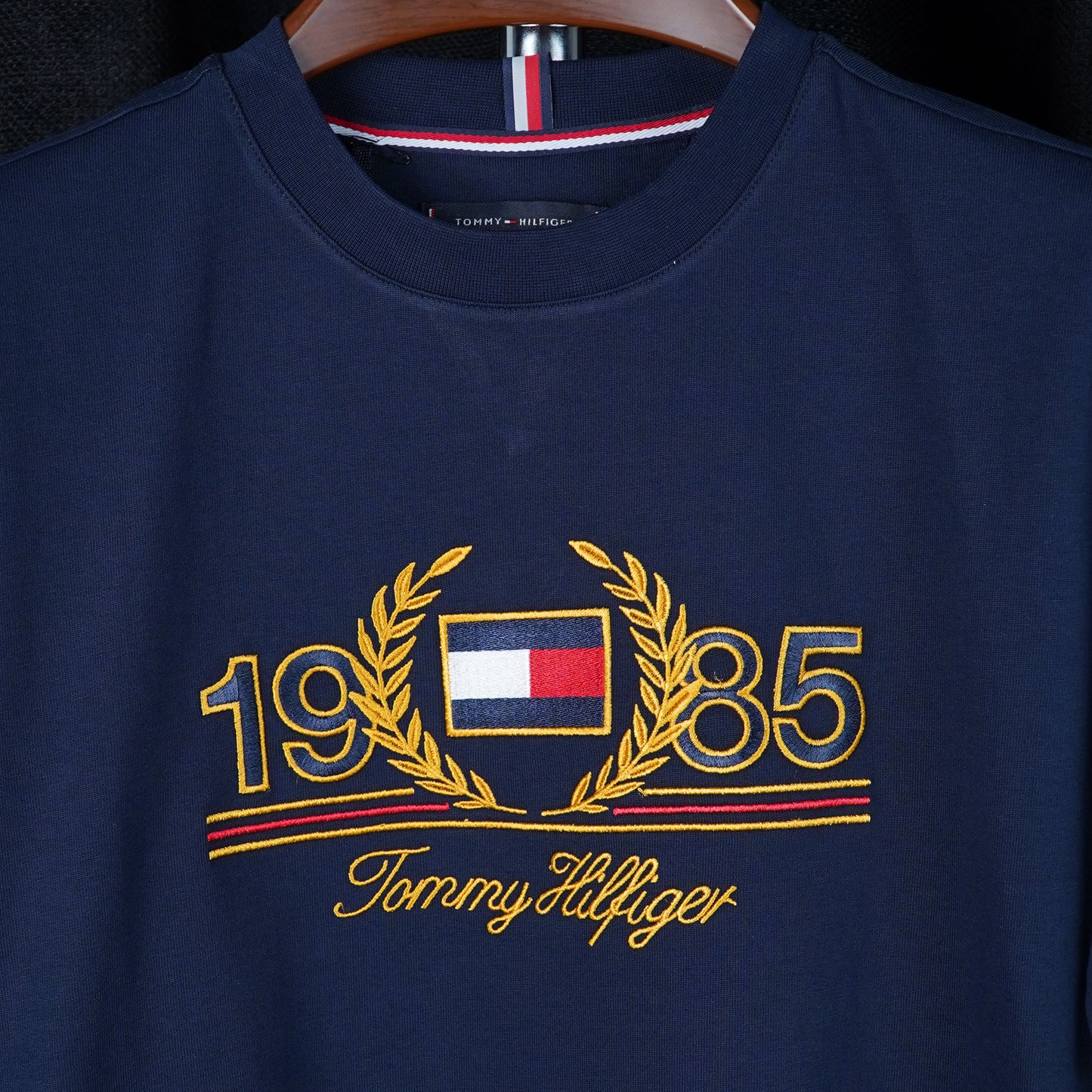 TOMMY HILFIGER