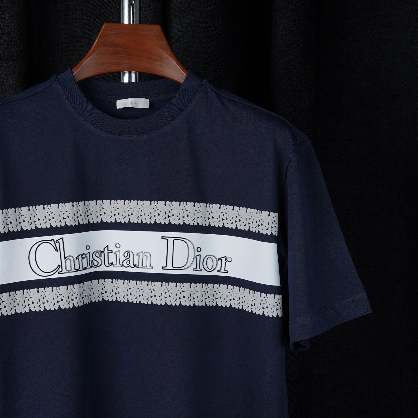 CHRISTIAN DIOR