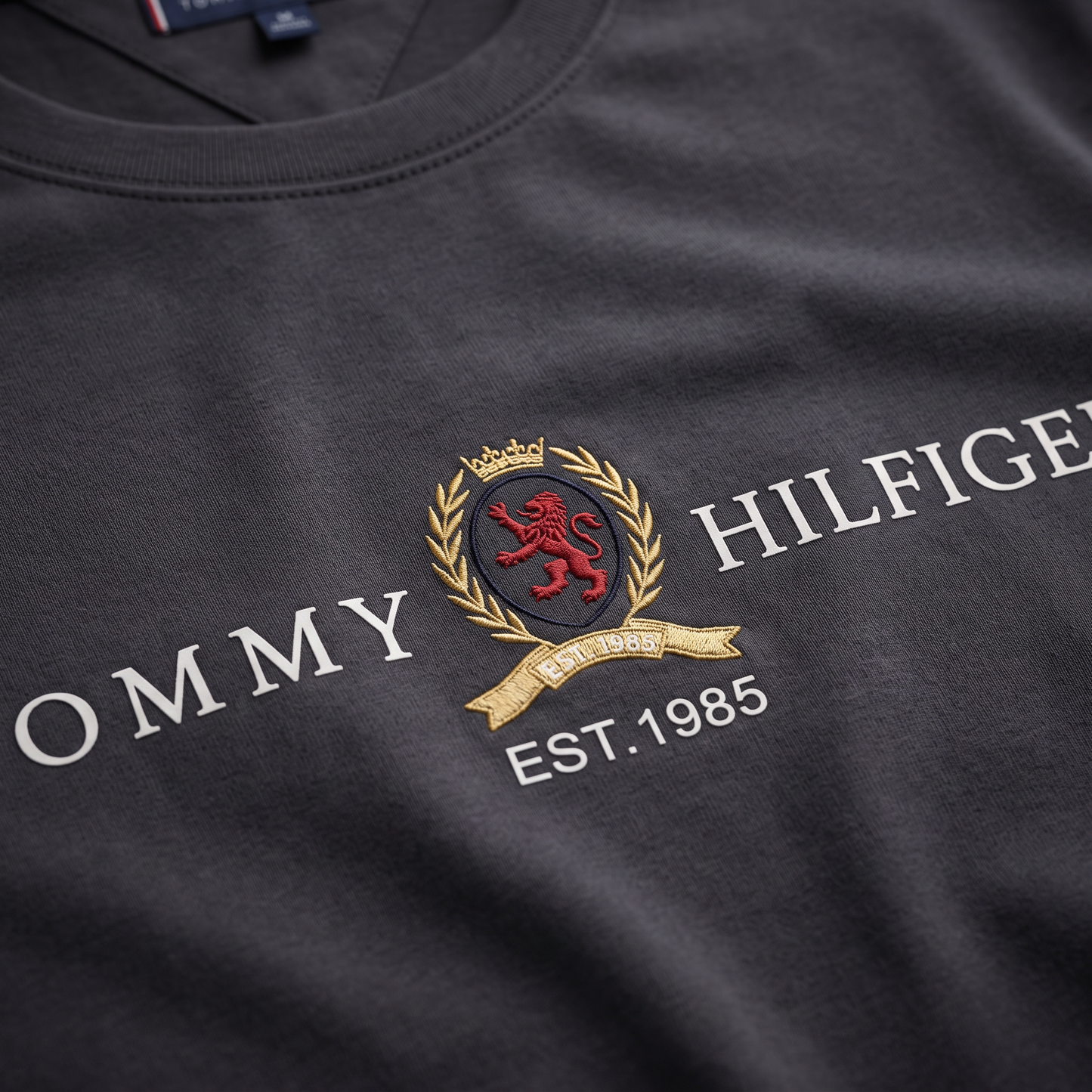 TOMMY HILFIGER