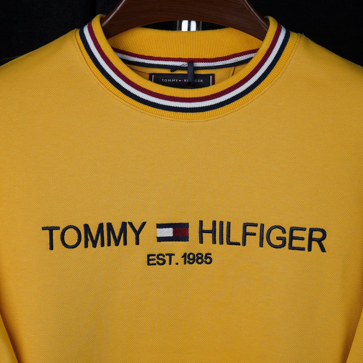 TOMMY HILFIGER