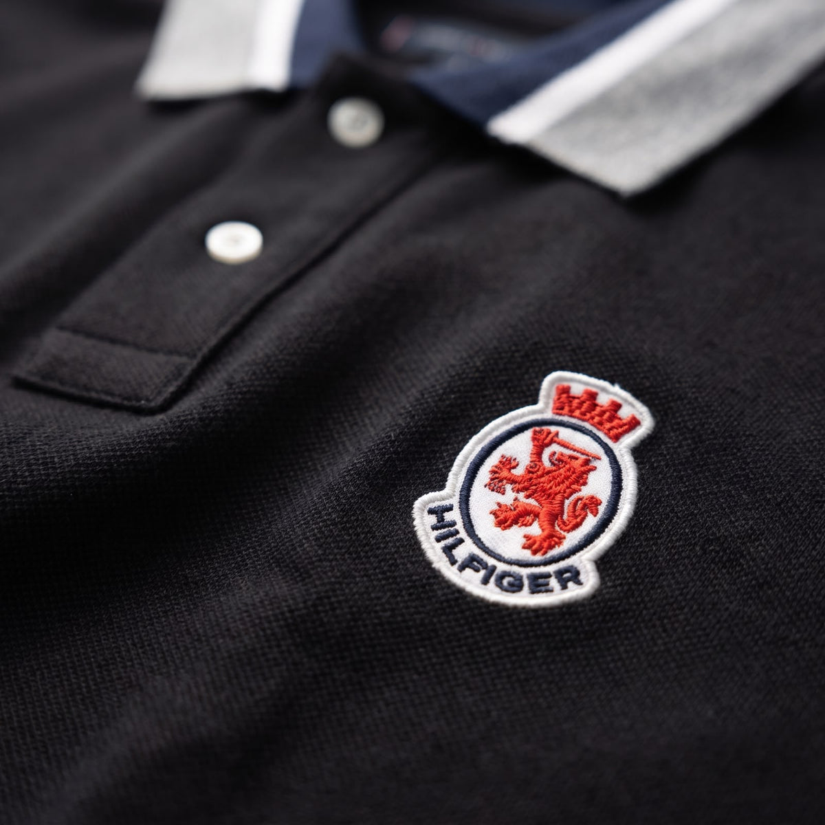 TOMMY HILFIGER