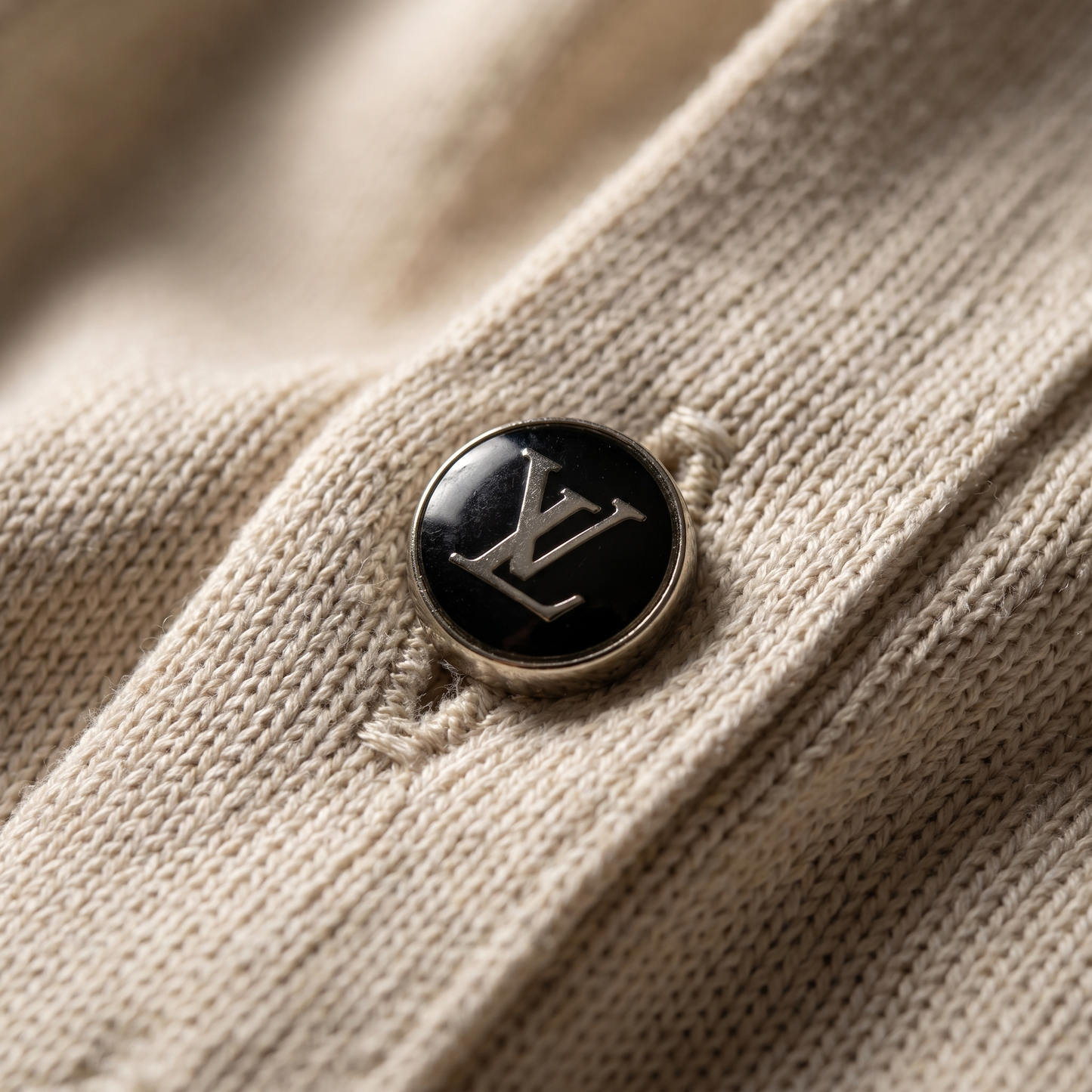 LOUIS VUTTION KNITTED