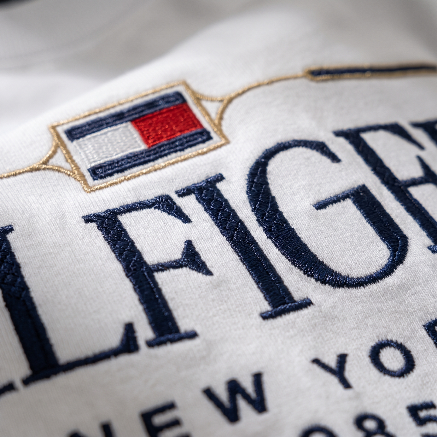 TOMMY HILFIGER
